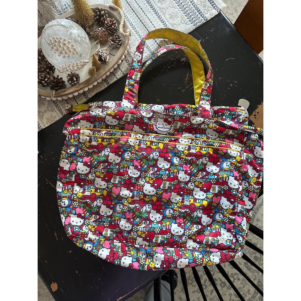 Ju-Ju-be Hello Kitty Tick Tock Super Be Tote‎